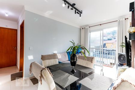 Sala de apartamento para alugar com 2 quartos, 48m² em Vila Irmãos Arnoni, São Paulo