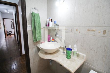 Casa à venda com 128m², 3 quartos e 2 vagas Casa à venda com 128m², 3 quartos e 2 vagasBanheiro