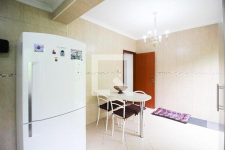 Casa à venda com 128m², 3 quartos e 2 vagas Casa à venda com 128m², 3 quartos e 2 vagasCozinha