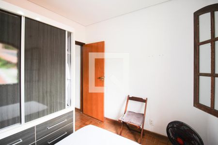 Casa à venda com 128m², 3 quartos e 2 vagas Casa à venda com 128m², 3 quartos e 2 vagasQuarto 4