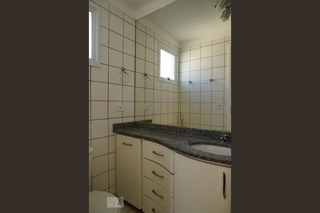 Apartamento para alugar com 60m², 2 quartos e 2 vagasBanheiro da Suíte