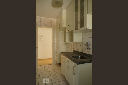Apartamento para alugar com 60m², 2 quartos e 2 vagasCozinha