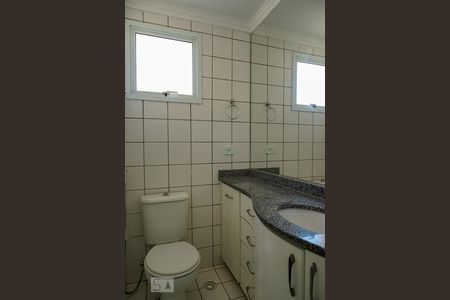 Apartamento para alugar com 60m², 2 quartos e 2 vagasBanheiro da Suíte