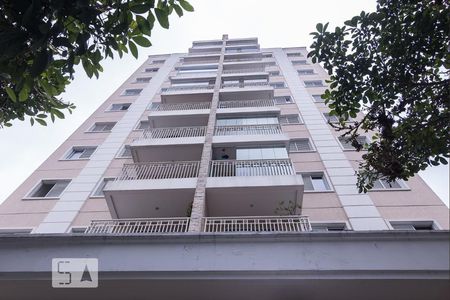 Apartamento para alugar com 60m², 2 quartos e 2 vagasFachada