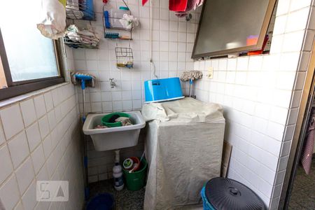 Apartamento para alugar com 360m², 4 quartos e 2 vagas Apartamento para alugar com 360m², 4 quartos e 2 vagasÁrea de Serviço