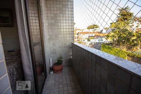Apartamento para alugar com 360m², 4 quartos e 2 vagas Apartamento para alugar com 360m², 4 quartos e 2 vagasSacada