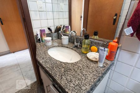 Apartamento para alugar com 360m², 4 quartos e 2 vagas Apartamento para alugar com 360m², 4 quartos e 2 vagasBanheiro Social