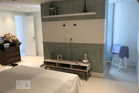 Apartamento à venda com 250m², 3 quartos e 1 vaga Apartamento à venda com 250m², 3 quartos e 1 vagaQuarto 3