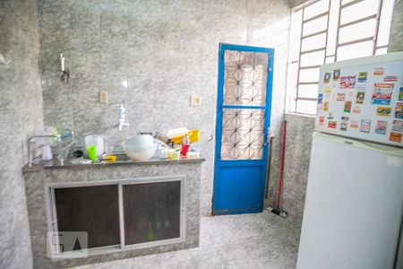 Casa à venda com 80m², 3 quartos e 1 vaga Casa à venda com 80m², 3 quartos e 1 vagaCozinha