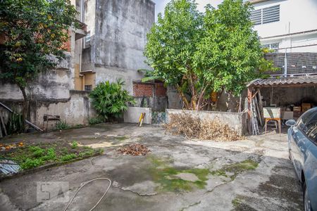 Casa à venda com 80m², 3 quartos e 1 vaga Casa à venda com 80m², 3 quartos e 1 vagaQuintal