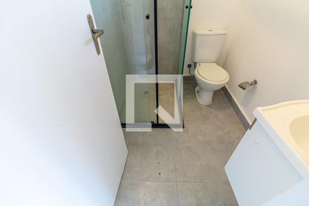 Banheiro de kitnet/studio para alugar com 1 quarto, 33m² em Santa Cecília, São Paulo