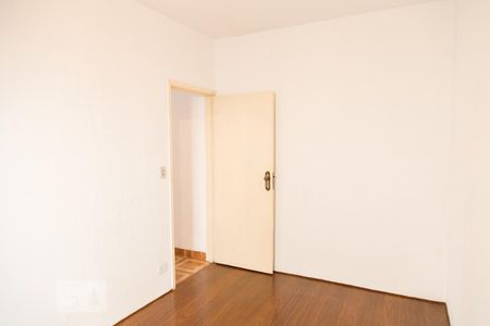 Casa à venda com 341m², 3 quartos e 2 vagas Casa à venda com 341m², 3 quartos e 2 vagasQuarto 3