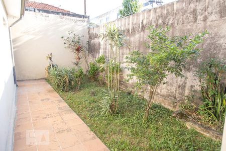 Casa à venda com 341m², 3 quartos e 2 vagas Casa à venda com 341m², 3 quartos e 2 vagasQuintal
