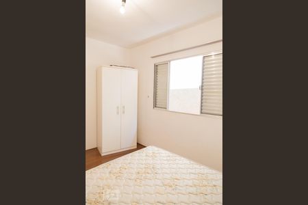 Casa à venda com 341m², 3 quartos e 2 vagas Casa à venda com 341m², 3 quartos e 2 vagasQuarto 2