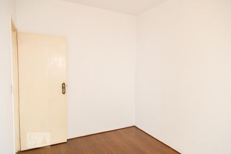 Casa à venda com 341m², 3 quartos e 2 vagas Casa à venda com 341m², 3 quartos e 2 vagasQuarto 3