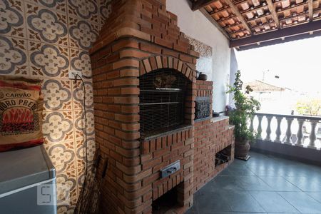 Casa à venda com 240m², 3 quartos e 2 vagas Casa à venda com 240m², 3 quartos e 2 vagasChurrasqueira