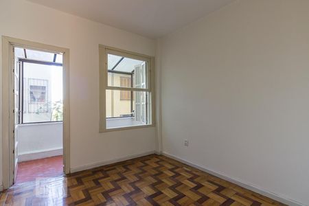 Quarto  2 de apartamento para alugar com 2 quartos, 75m² em Rio Branco, Porto Alegre
