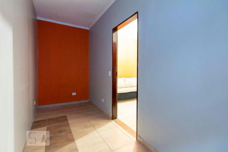 Quarto 2 de casa para alugar com 2 quartos, 50m² em Vila Jacuí, São Paulo