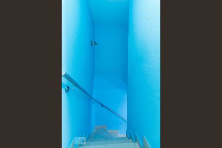 Casa à venda com 108m², 2 quartos e 1 vagaEscada