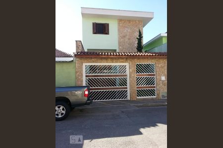 Casa à venda com 330m², 4 quartos e 6 vagas Casa à venda com 330m², 4 quartos e 6 vagasFACHADA
