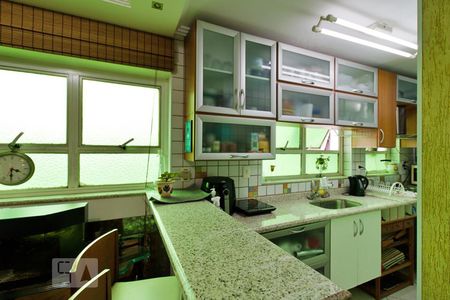 Apartamento para alugar com 95m², 3 quartos e 2 vagasCozinha