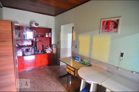 Casa à venda com 1000m², 4 quartos e 2 vagasEscritório casa 2