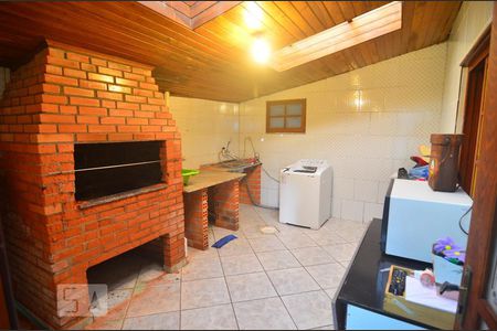 Casa à venda com 1000m², 4 quartos e 2 vagasÁrea de serviço casa 2