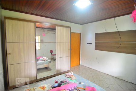 Casa à venda com 1000m², 4 quartos e 2 vagasQuarto 1 casa 1