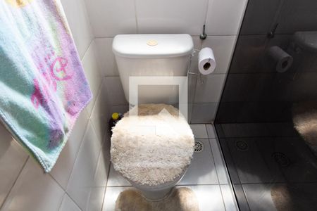 Casa de condomínio à venda com 78m², 2 quartos e 1 vaga Casa de condomínio à venda com 78m², 2 quartos e 1 vagaBanheiro