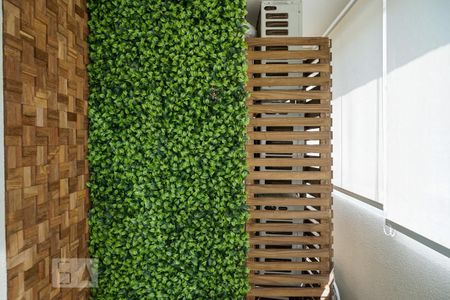 Apartamento à venda com 76m², 3 quartos e 2 vagas Apartamento à venda com 76m², 3 quartos e 2 vagasvaranda