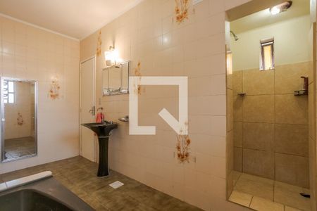 Casa à venda com 300m², 3 quartos e 2 vagasSuíte