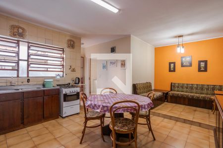 Casa à venda com 300m², 3 quartos e 2 vagasCozinha