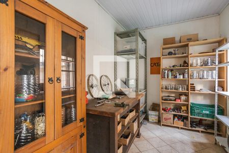 Casa à venda com 300m², 3 quartos e 2 vagasDepósito