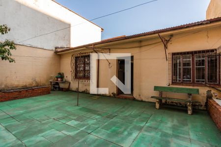 Casa à venda com 300m², 3 quartos e 2 vagasQuintal