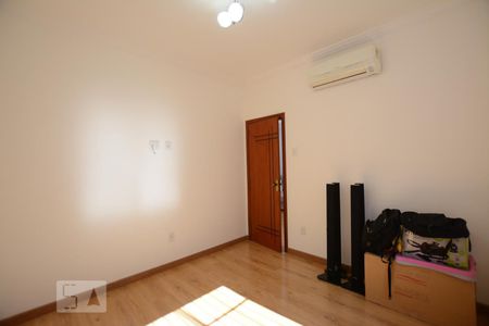 Apartamento à venda com 80m², 3 quartos e sem vagaQuarto 1