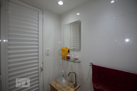 Apartamento à venda com 80m², 3 quartos e sem vagaBanheiro Social 2