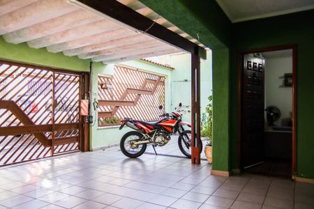 Casa à venda com 150m², 2 quartos e 4 vagasGaragem