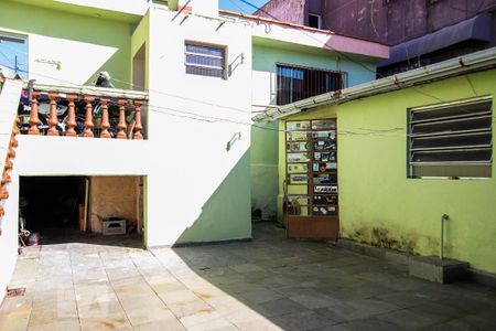 Casa à venda com 150m², 2 quartos e 4 vagasQuintal