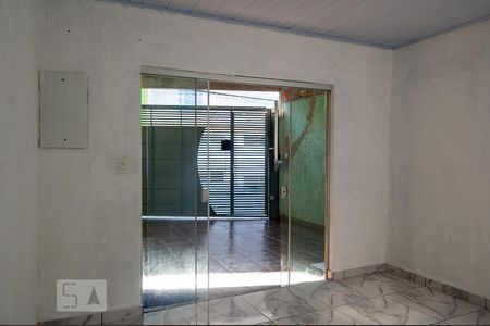 Sala de casa à venda com 1 quarto, 80m² em Vila Carmem, São Paulo