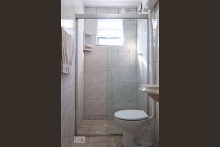 Banheiro 1 de casa à venda com 1 quarto, 80m² em Vila Carmem, São Paulo