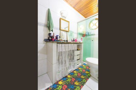 Casa à venda com 750m², 5 quartos e 3 vagasBanheiro do Quarto 5/Banheiro Social (2º andar)