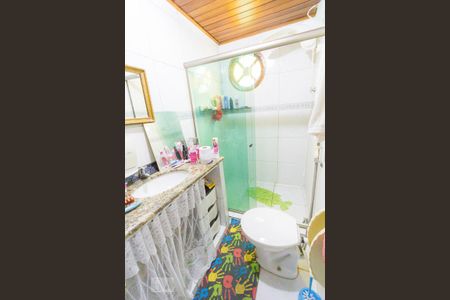 Casa à venda com 750m², 5 quartos e 3 vagasBanheiro do Quarto 5/Banheiro Social (2º andar)