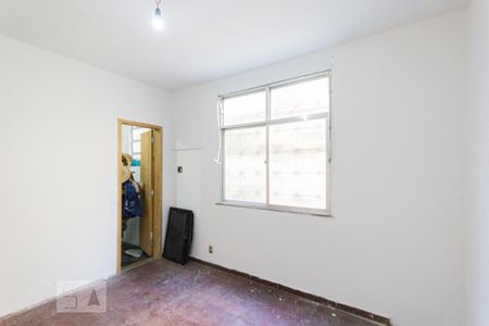 Casa à venda com 750m², 5 quartos e 3 vagasQuarto 2 - Suíte (1º andar)