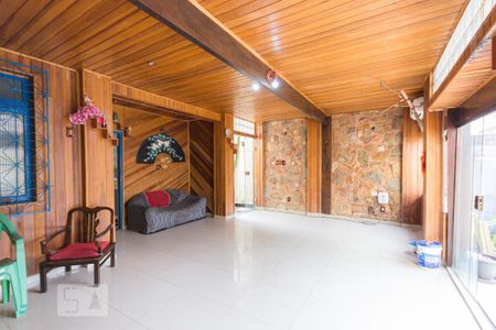 Casa à venda com 750m², 5 quartos e 3 vagasSala 2 (1º andar)