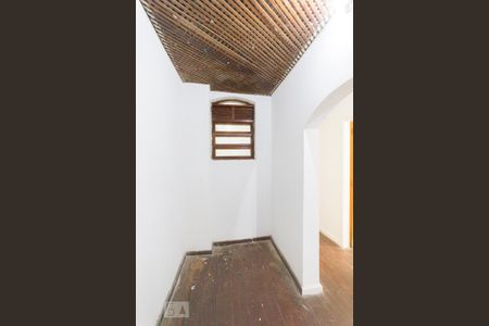 Casa à venda com 750m², 5 quartos e 3 vagasSaleta (1º andar)