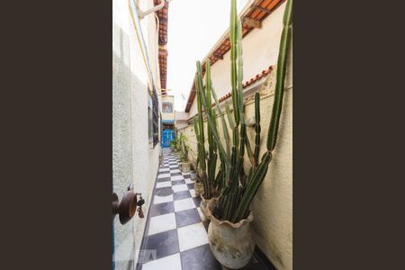 Casa à venda com 750m², 5 quartos e 3 vagasCorredor Lateral (1º andar)