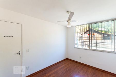 Quarto 1 de apartamento para alugar com 2 quartos, 65m² em Santa Rosa, Niterói