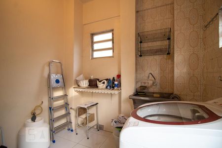 Apartamento à venda com 163m², 3 quartos e sem vagaÁrea de Serviço