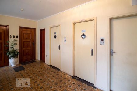 Apartamento à venda com 163m², 3 quartos e sem vagaElevador