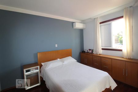 Casa à venda com 282m², 3 quartos e 3 vagasSuite 3